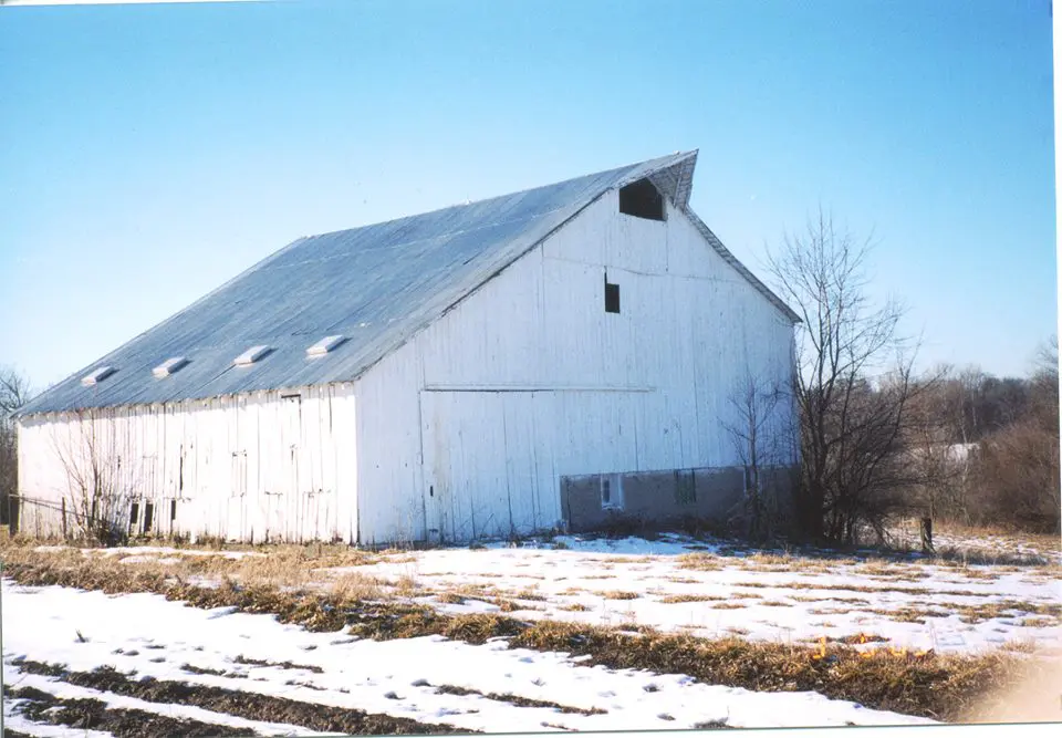 old tasting room barn